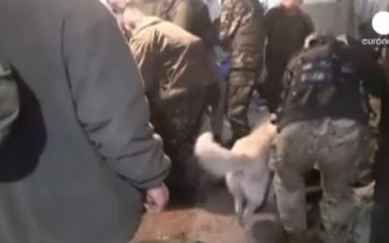 Violations du cessez-le-feu en Ukraine: au moins 7 blessés vers l’aéroport de Donetsk