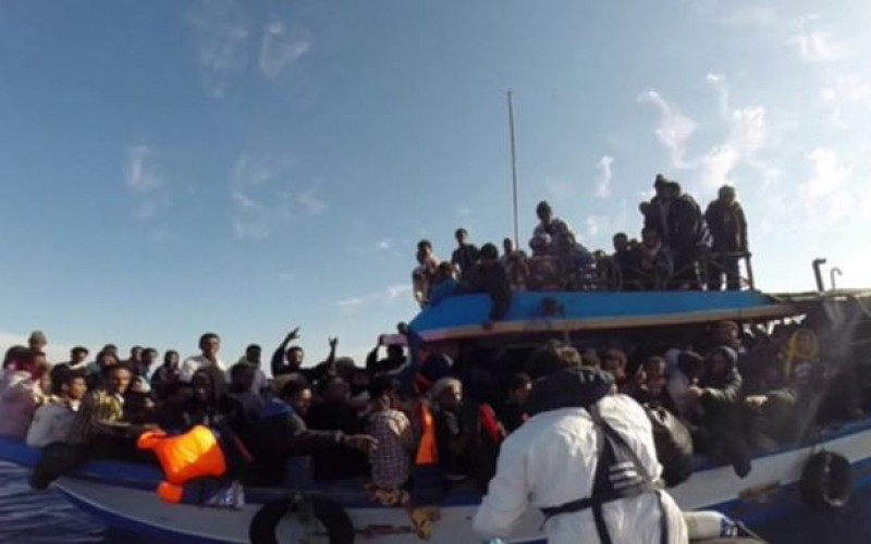 Méditerranée: 400 migrants disparaissent, l’Italie veut le soutien logistique et financier de l’Europe
