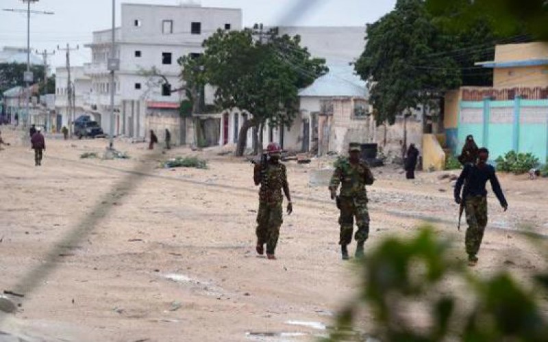 Somalie: six morts dans un attentat shebab contre un hôtel de Mogadiscio