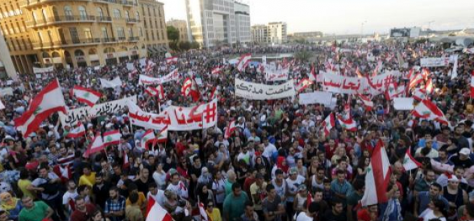 Liban: Des milliers de manifestants à Beyrouth contre le gouvernement