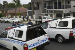 Meurtre devant un commissariat en Australie: quatre personnes arrêtées à Sydney