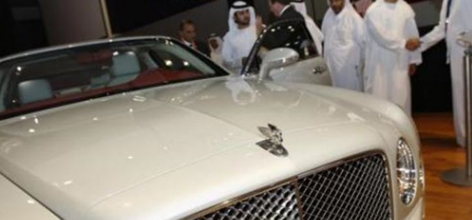 Le prince saoudien Majed bin Abdullah ben Abdulaziz Al Saud accusé d’avoir obligé 3 femmes à le regarder avoir une relation homosexuelle