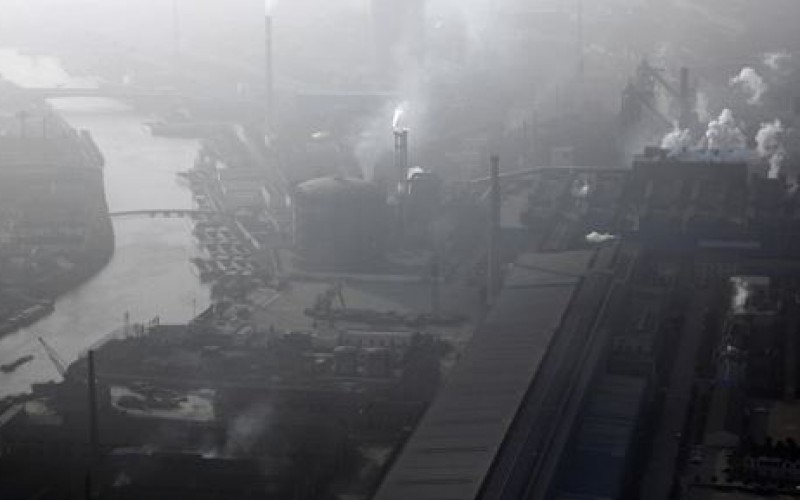Chine : les écoles suspendent leurs “activités en extérieur” à Pékin pour cause de sévère pollution
