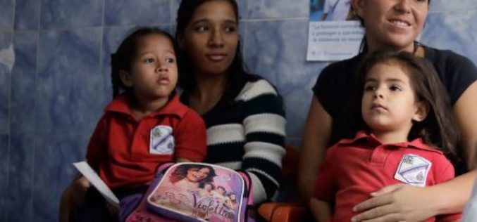 Venezuela : plus de 3 millions d’enfants ont besoin d’aide pour accéder à des services de base, selon l’UNICEF