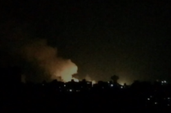 Un attentat taliban fait au moins 65 à Kaboul ; 15 morts, dont six civils par des frappes israéliennes en Syrie ; sept morts lors de manifestations massives au Soudan