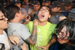 Taïwan: manifestations contre les nouveaux programmes scolaires, 30 étudiants arrêtés