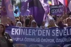 Turquie: la journée internationale des droits des femmes, La police disperse plusieurs centaines de manifestantes